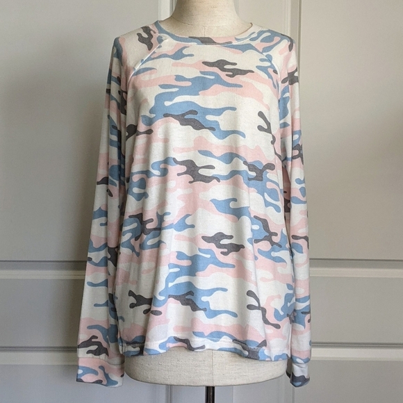 PJ Salvage Pullover Camouflage Print Long Sleeve Brushed Knit Blue Pink L NWT - Picture 3 of 13